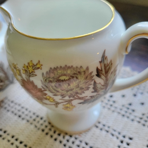 Wedgwood Lichfield England Bone China Covered Sugar & Creamer - Picture 4 of 10